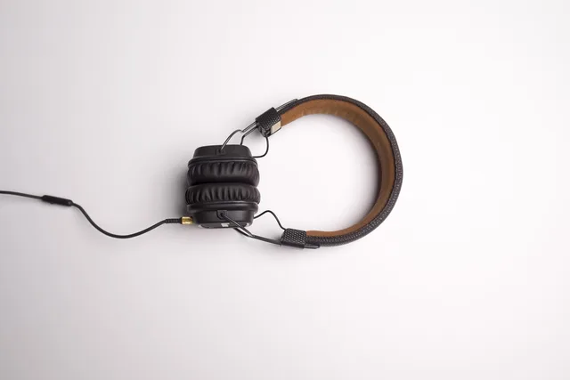headphones, listening, music, sound, audio, hearing, earphones, stereo, audio equipment, minimalist, minimalistic, headphones, headphones, headphones, headphones, headphones, listening, music, music, music, music, audio, minimalist. Choosing podcasts by listener interests